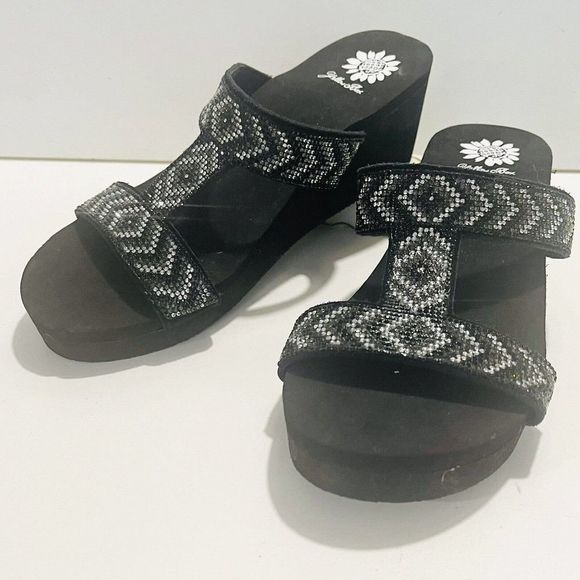 Yellow Box Shoes Yellow Box Black Strappy Wedge Flip Flops Womens